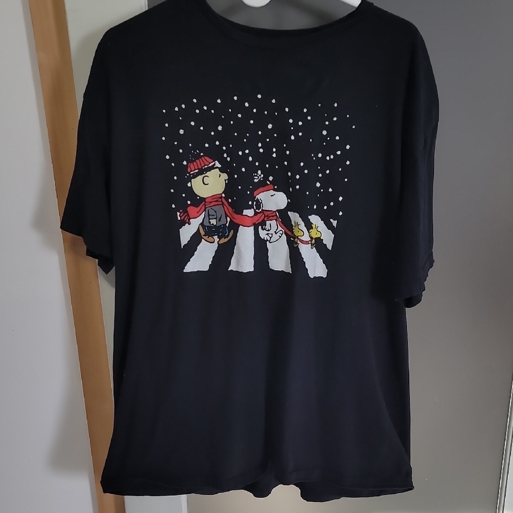 Black Snoopy T-Shirt XL